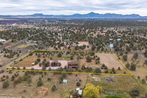 Tiny photo for 7423 SW Sand Ridge Road, Terrebonne, OR 97760 (MLS # 220219414)