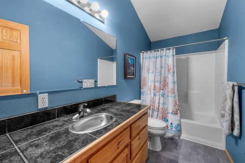 Tiny photo for 7423 SW Sand Ridge Road, Terrebonne, OR 97760 (MLS # 220219414)