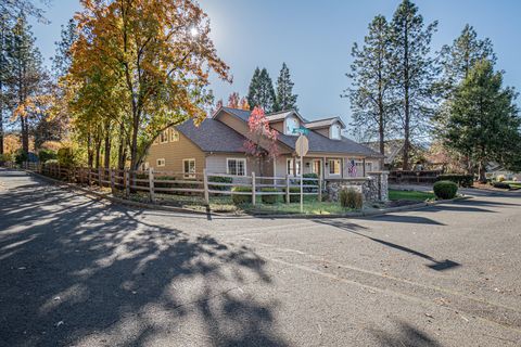 Tiny photo for 1025 Anglers Place, Shady Cove, OR 97539 (MLS # 220212104)