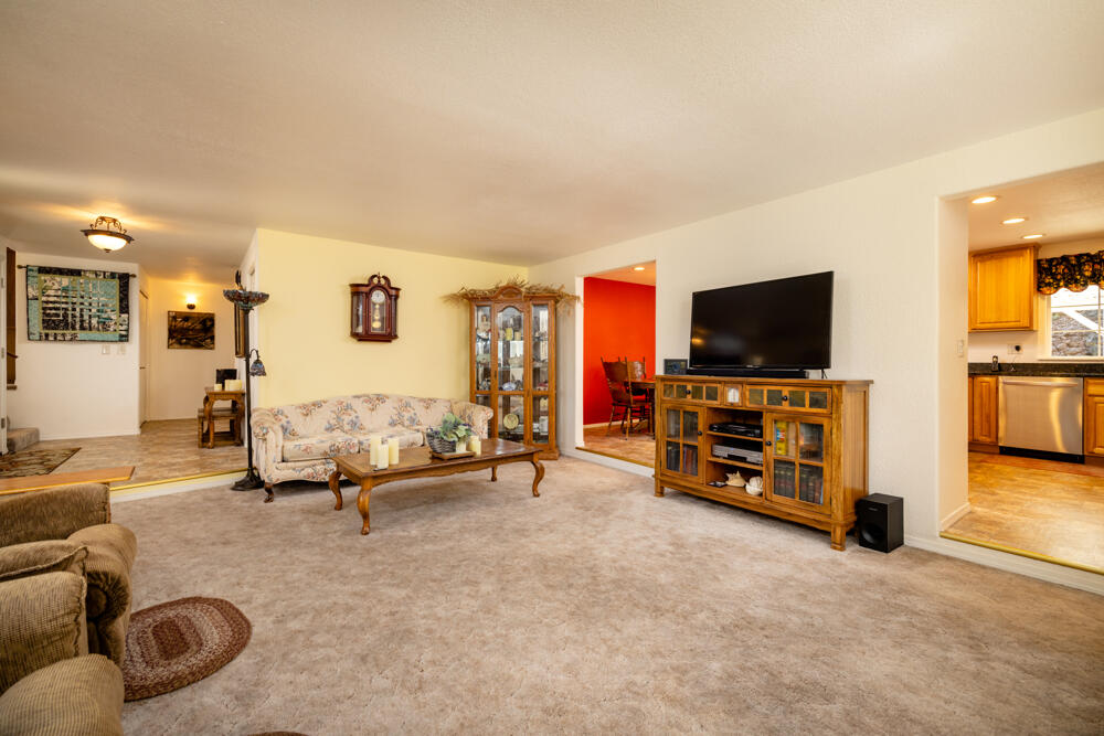 Keno Hillside Acres - Residential