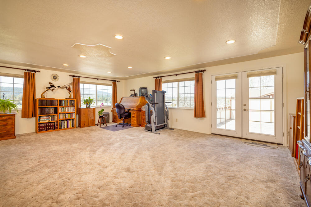 Keno Hillside Acres - Residential