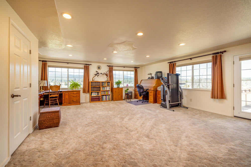 Keno Hillside Acres - Residential