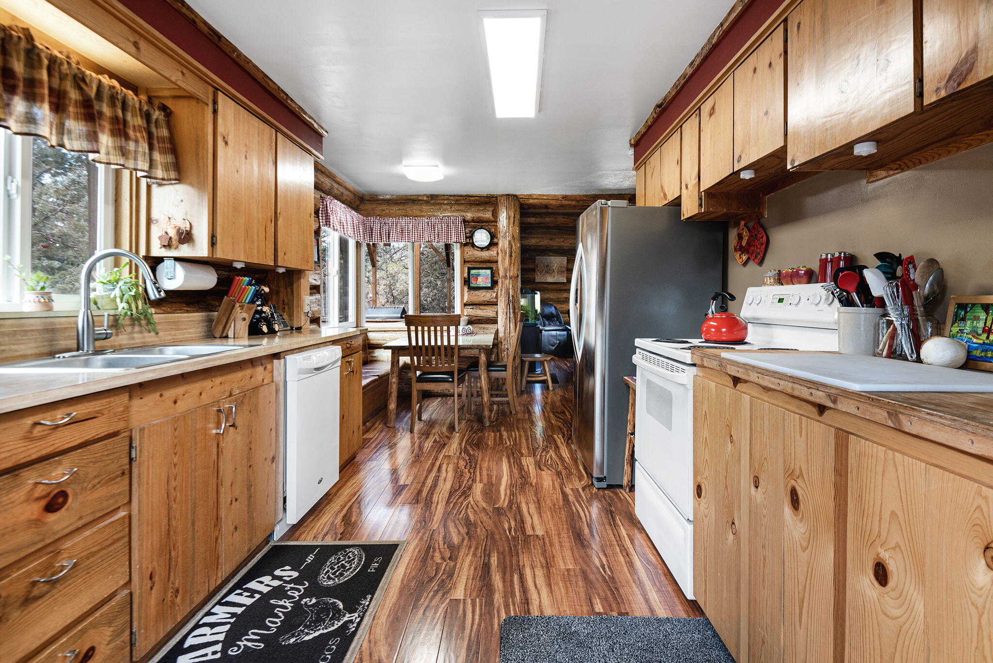 Panoramic View Est - Residential