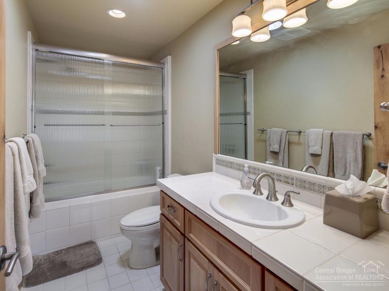 Broken Top - Residential