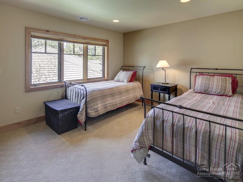 Broken Top - Residential