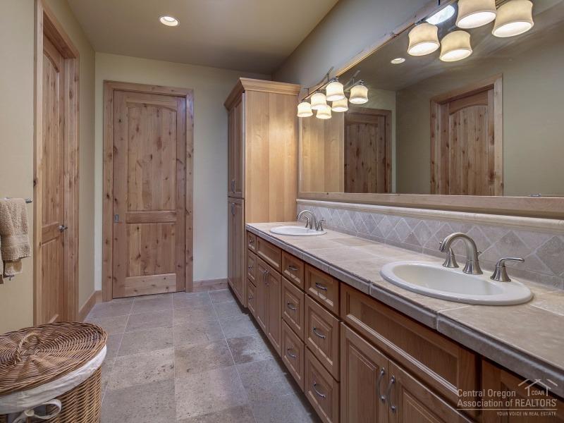 Broken Top - Residential