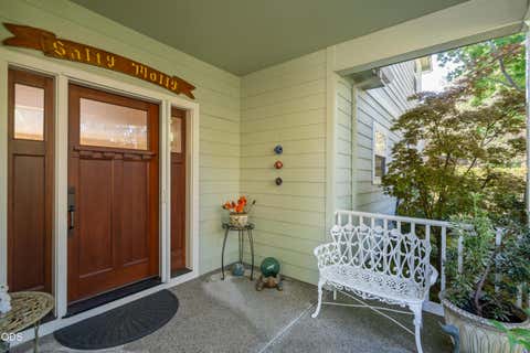 Tiny photo for 803 Buck Point Street, Central Point, OR 97502 (MLS # 220227298)