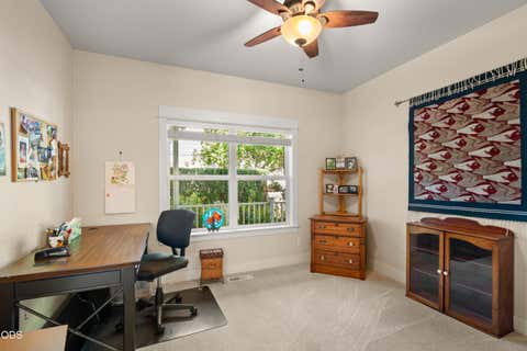Tiny photo for 803 Buck Point Street, Central Point, OR 97502 (MLS # 220227298)