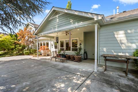 Tiny photo for 803 Buck Point Street, Central Point, OR 97502 (MLS # 220227298)