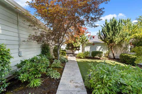 Tiny photo for 803 Buck Point Street, Central Point, OR 97502 (MLS # 220227298)