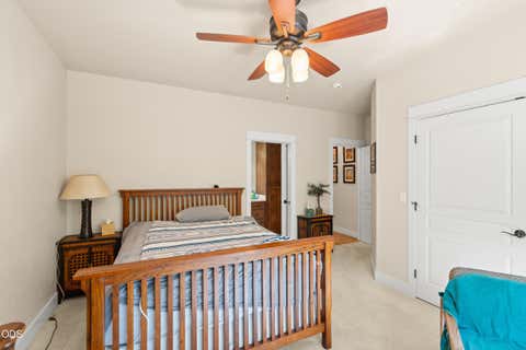 Tiny photo for 803 Buck Point Street, Central Point, OR 97502 (MLS # 220227298)