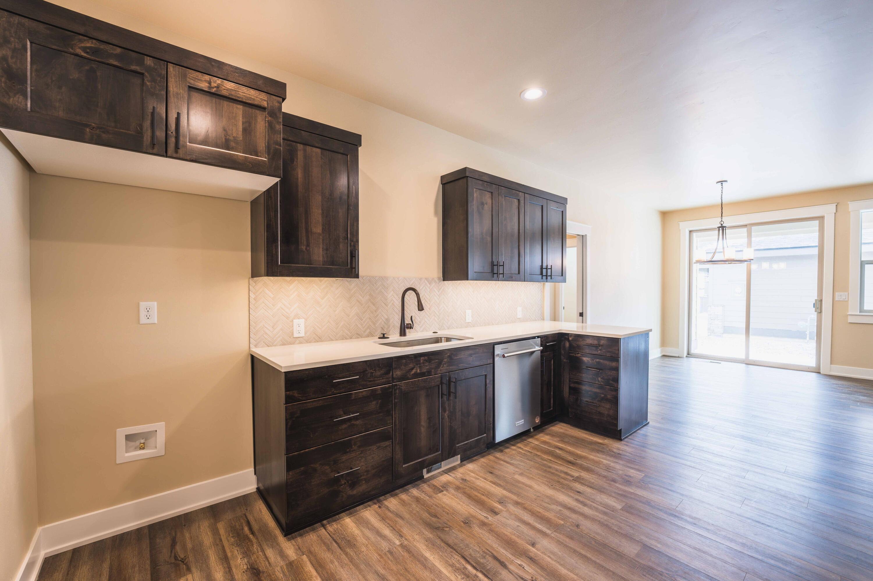 Dry Canyon - Residential