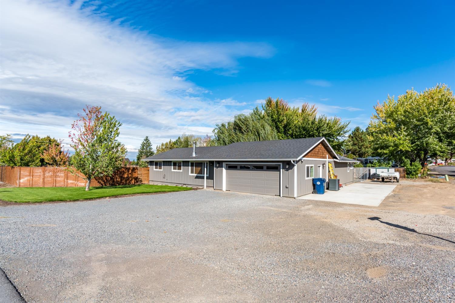 East Villa - Residential