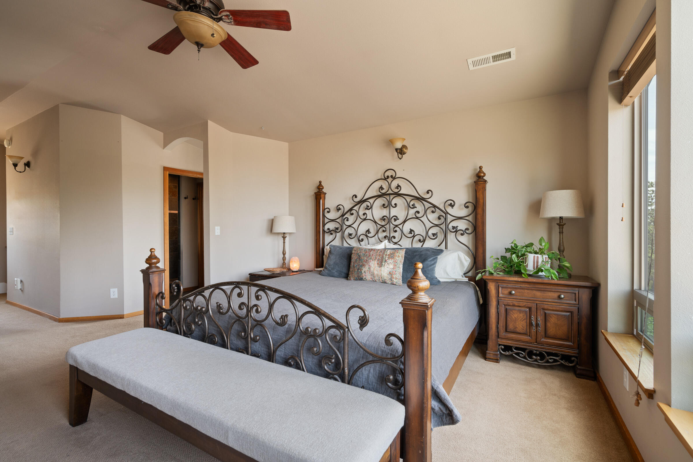 Hunts Three Sisters - Residential