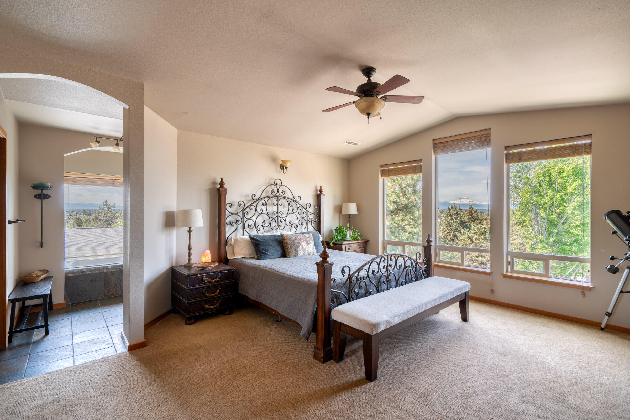 Hunts Three Sisters - Residential