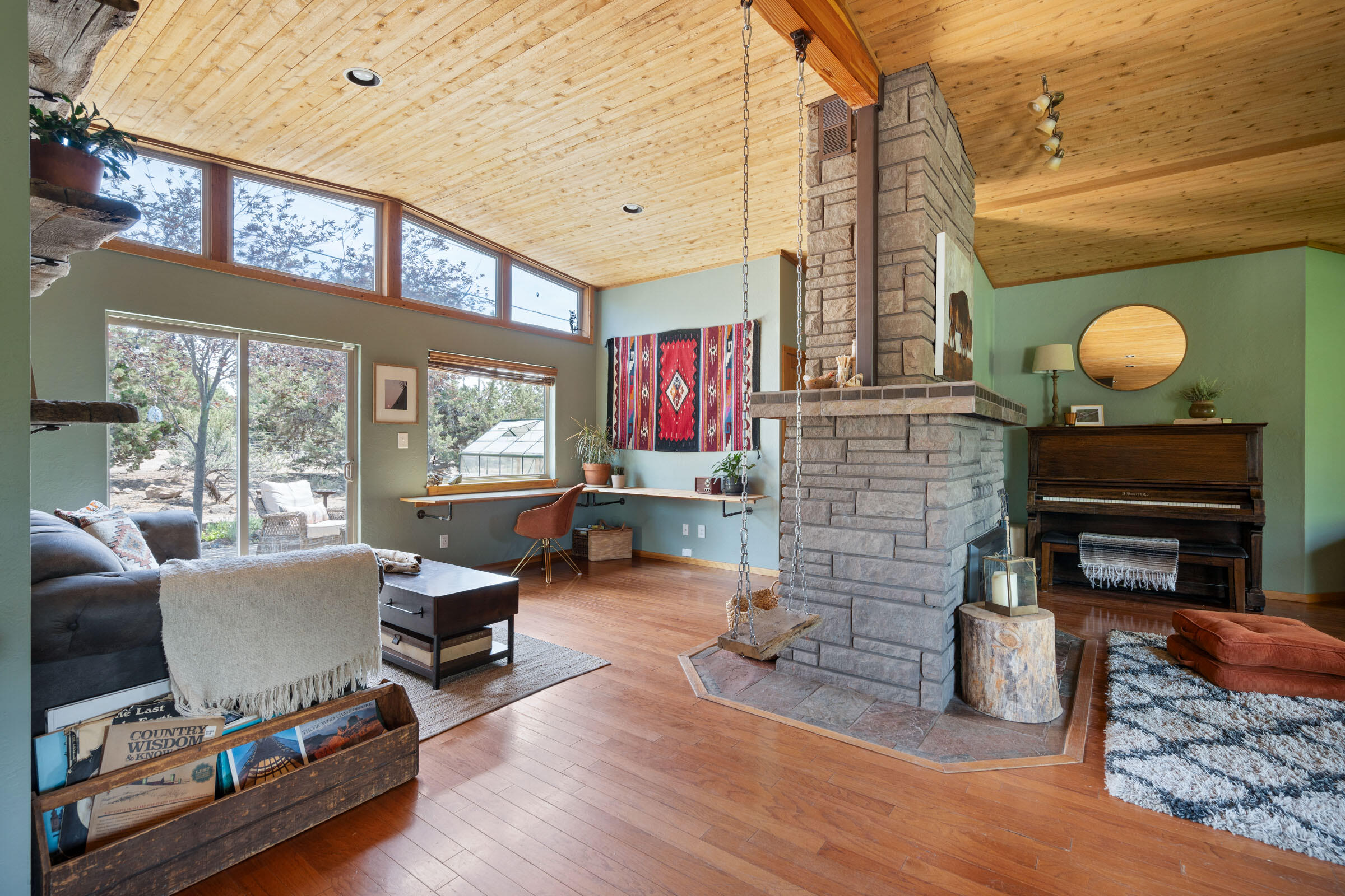 Hunts Three Sisters - Residential