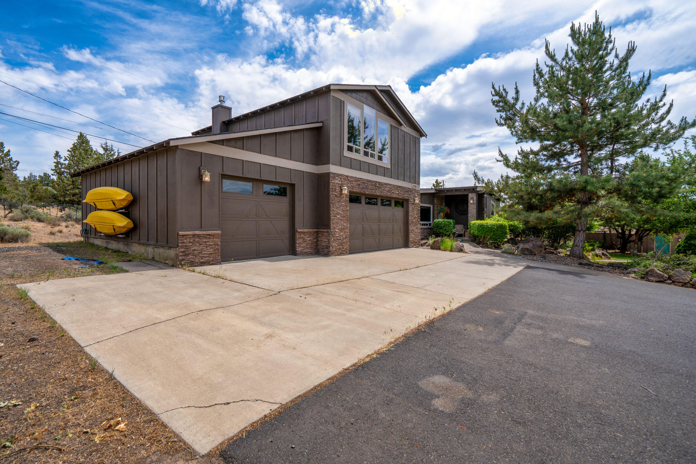 Hunts Three Sisters - Residential