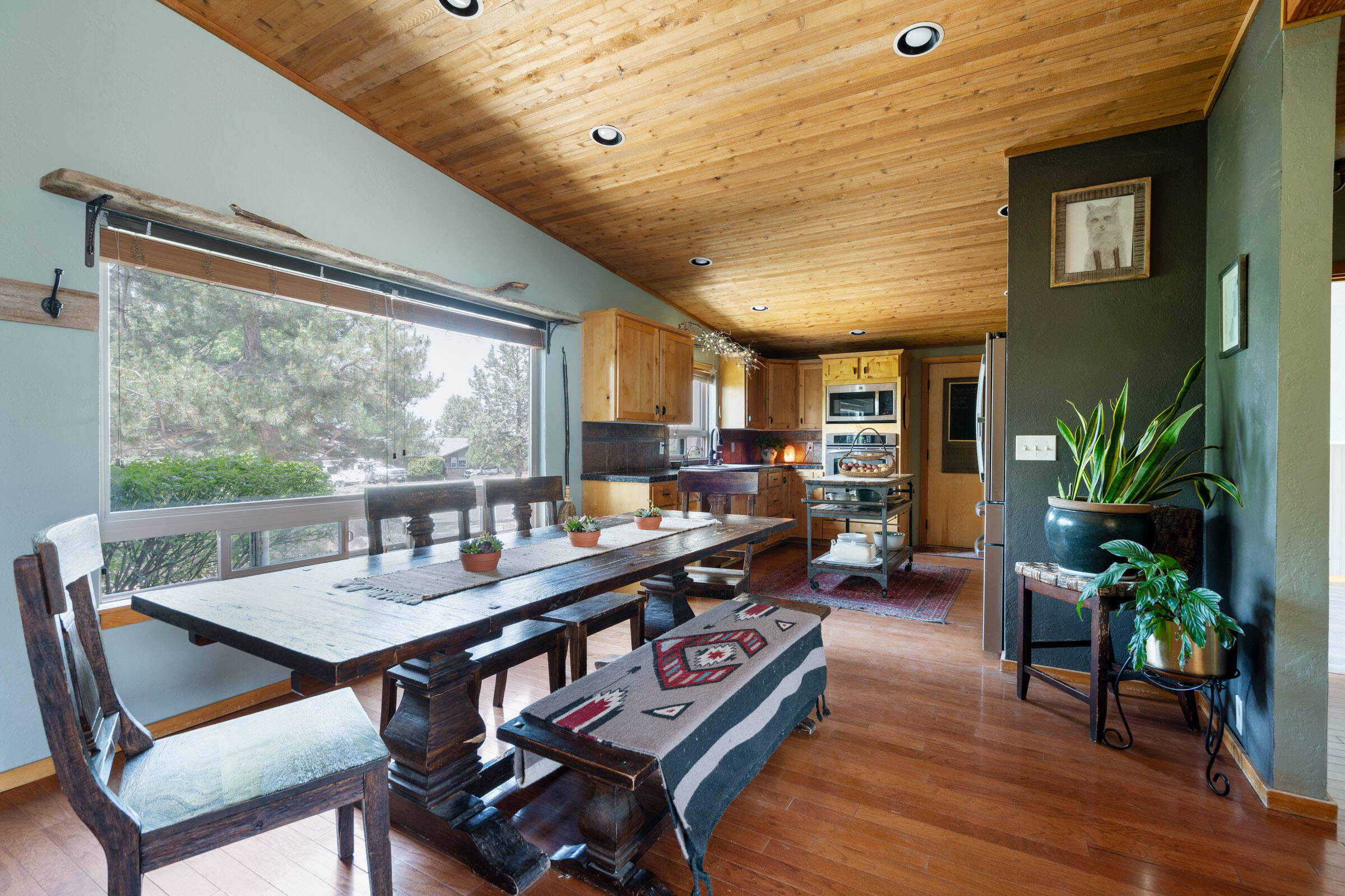 Hunts Three Sisters - Residential