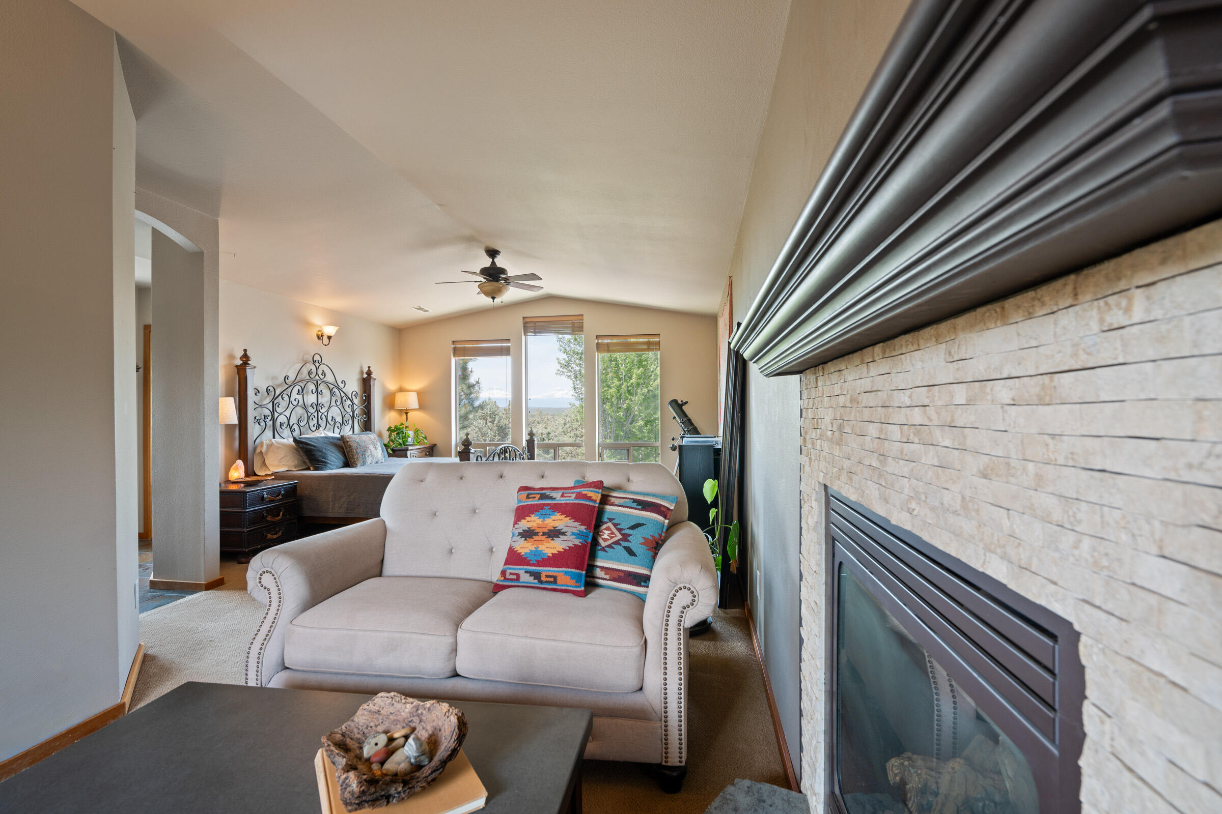 Hunts Three Sisters - Residential