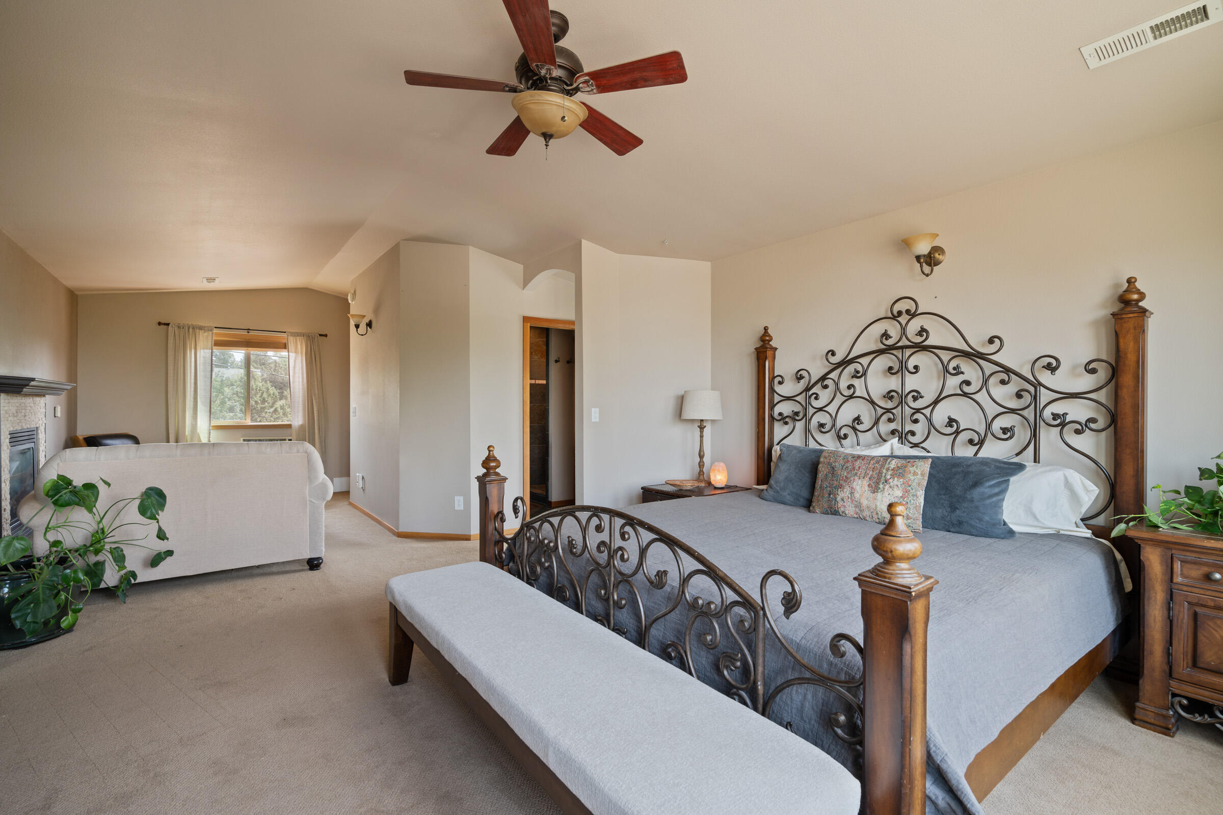 Hunts Three Sisters - Residential