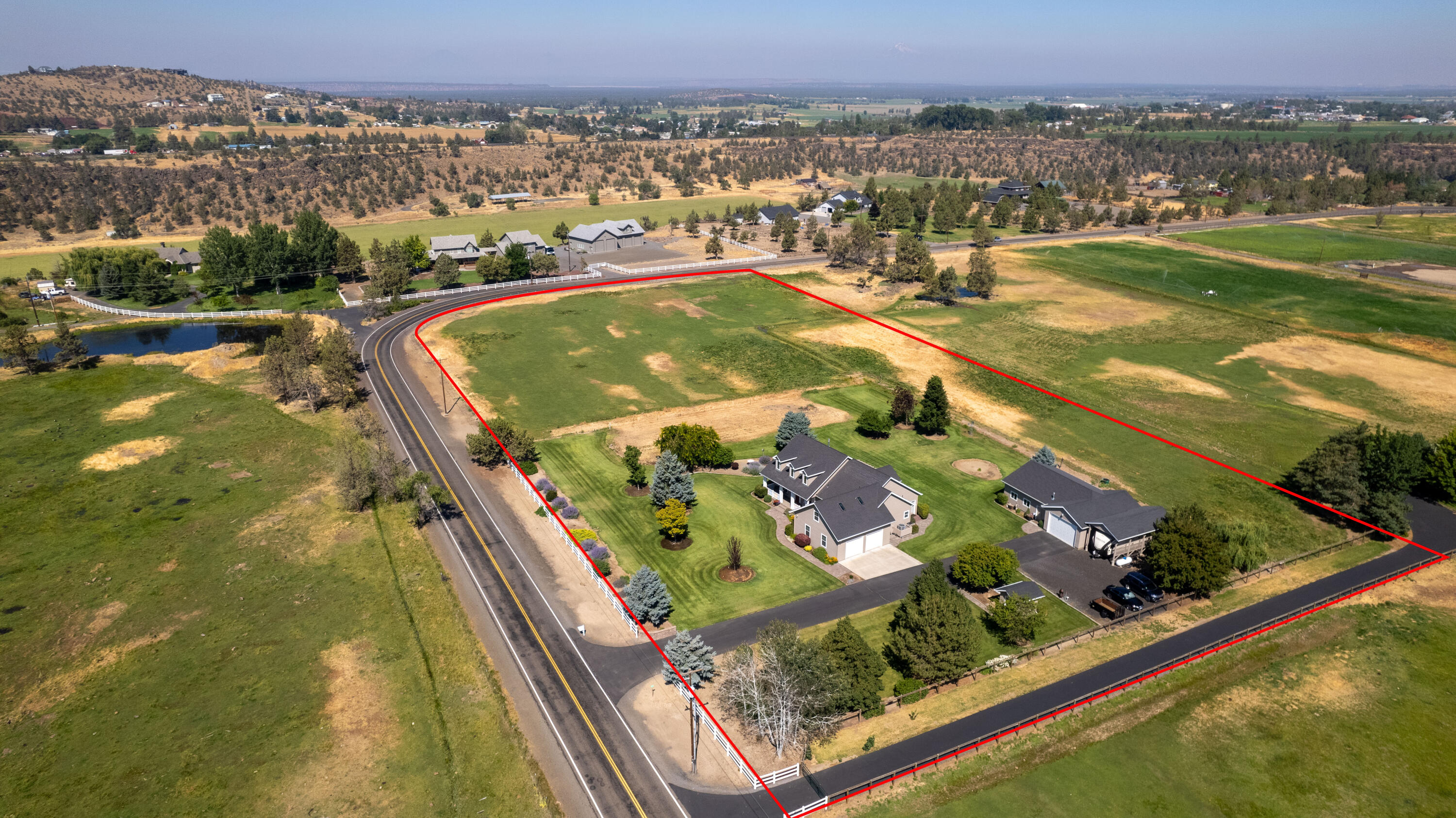 333 NE Knickerbocker Avenue