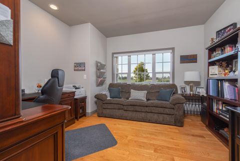 Tiny photo for 333 NE Knickerbocker Avenue, Redmond, OR 97756 (MLS # 220220081)