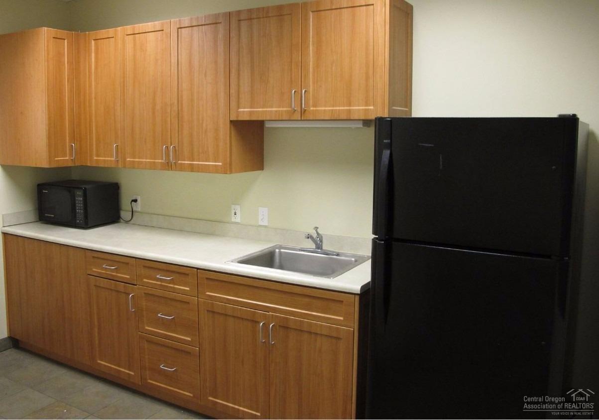 CLAR - Commercial Lease