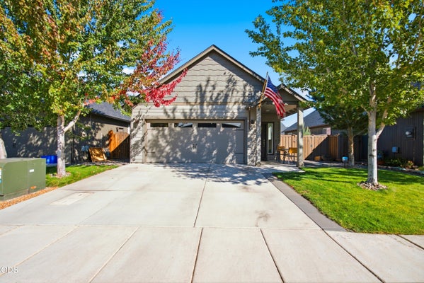21124 AZALIA AVE, BEND, OR 97702 - Image bb9bb2639f14f31db0959b22dbf7e521/2285516397