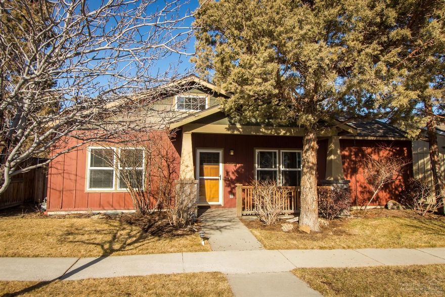 Single level gem in perfect location in desirable Foxborough. Less than a block to the park on a quiet street. Private lot. Ideal open floor plan with master completely separated from other bedrooms. Spacious master, bath/closet. Oak hardwood floor in kitchen/dining, gas FP, ceiling fans, skylight. Large deck with nicely landscaped fenced backyard, raised beds. Large garage with built-ins, epoxy floor. Fenced dog run, storage shed. Alley access garage gives nice curb appeal and garage privacy. Home Warranty