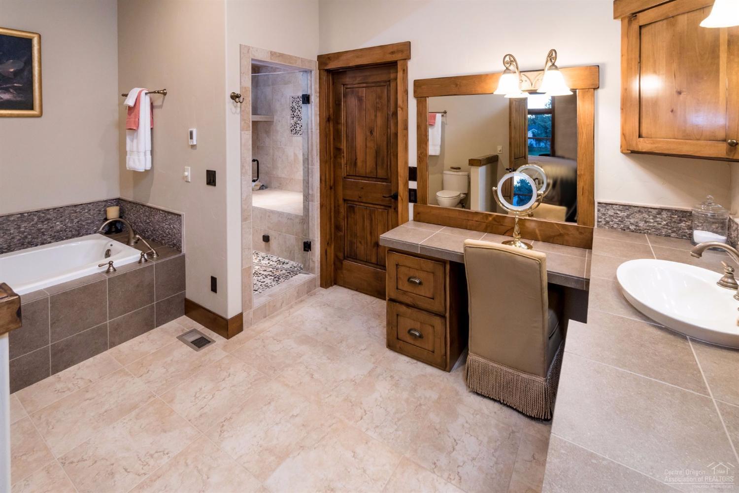 Eagle Crest - Residential