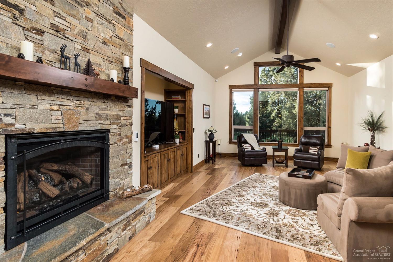 Eagle Crest - Residential