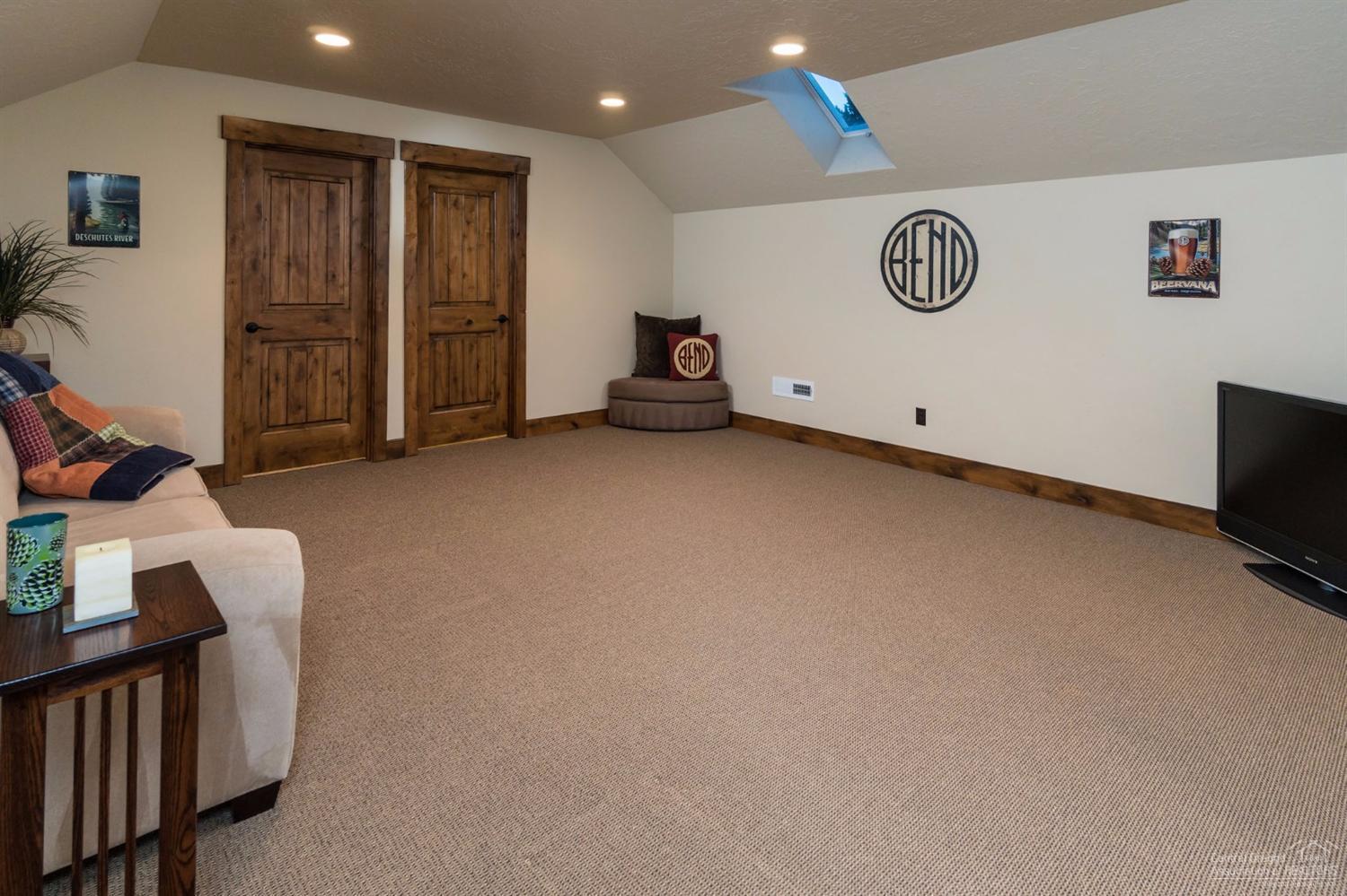 Eagle Crest - Residential