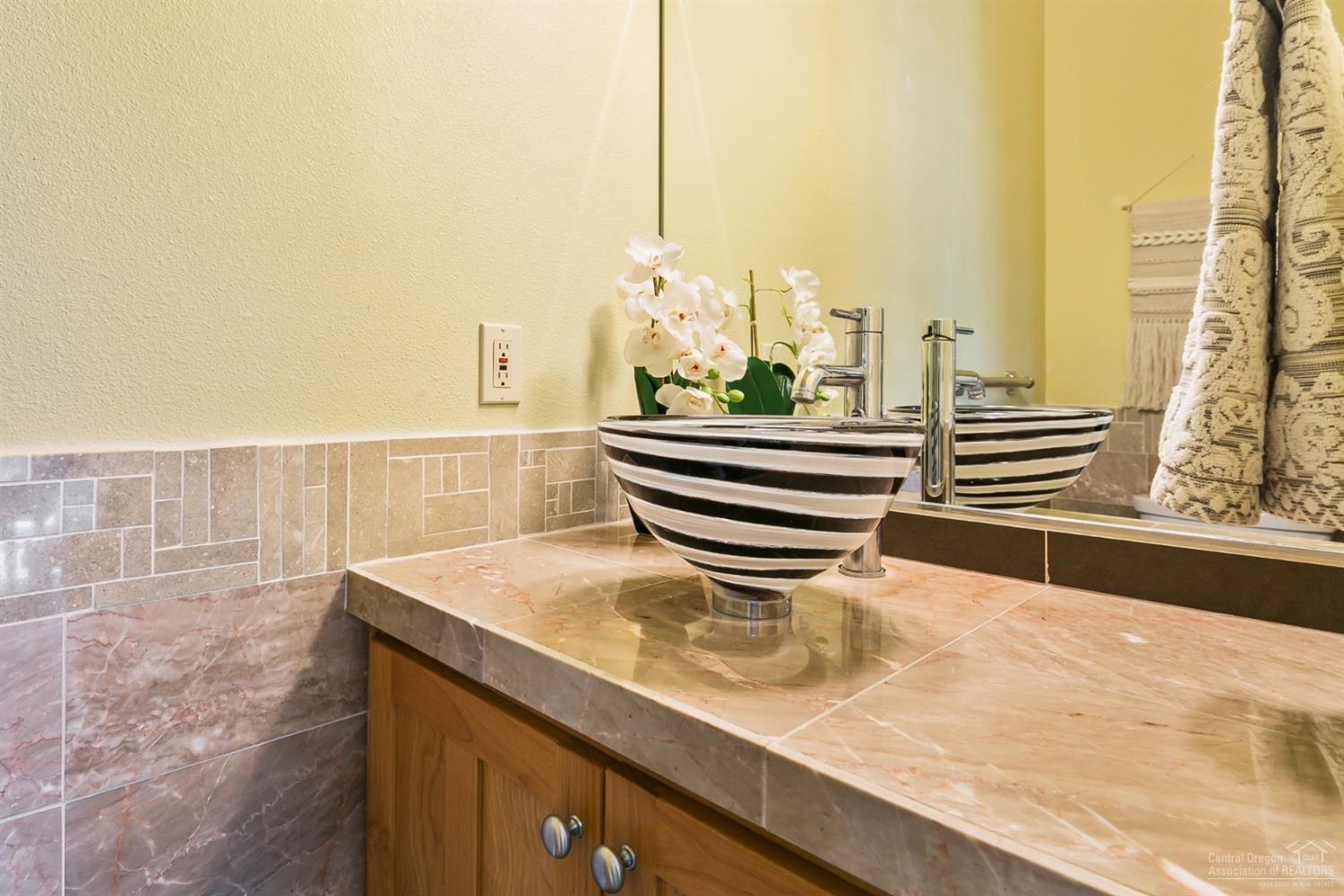 Skyliner Summit - Residential