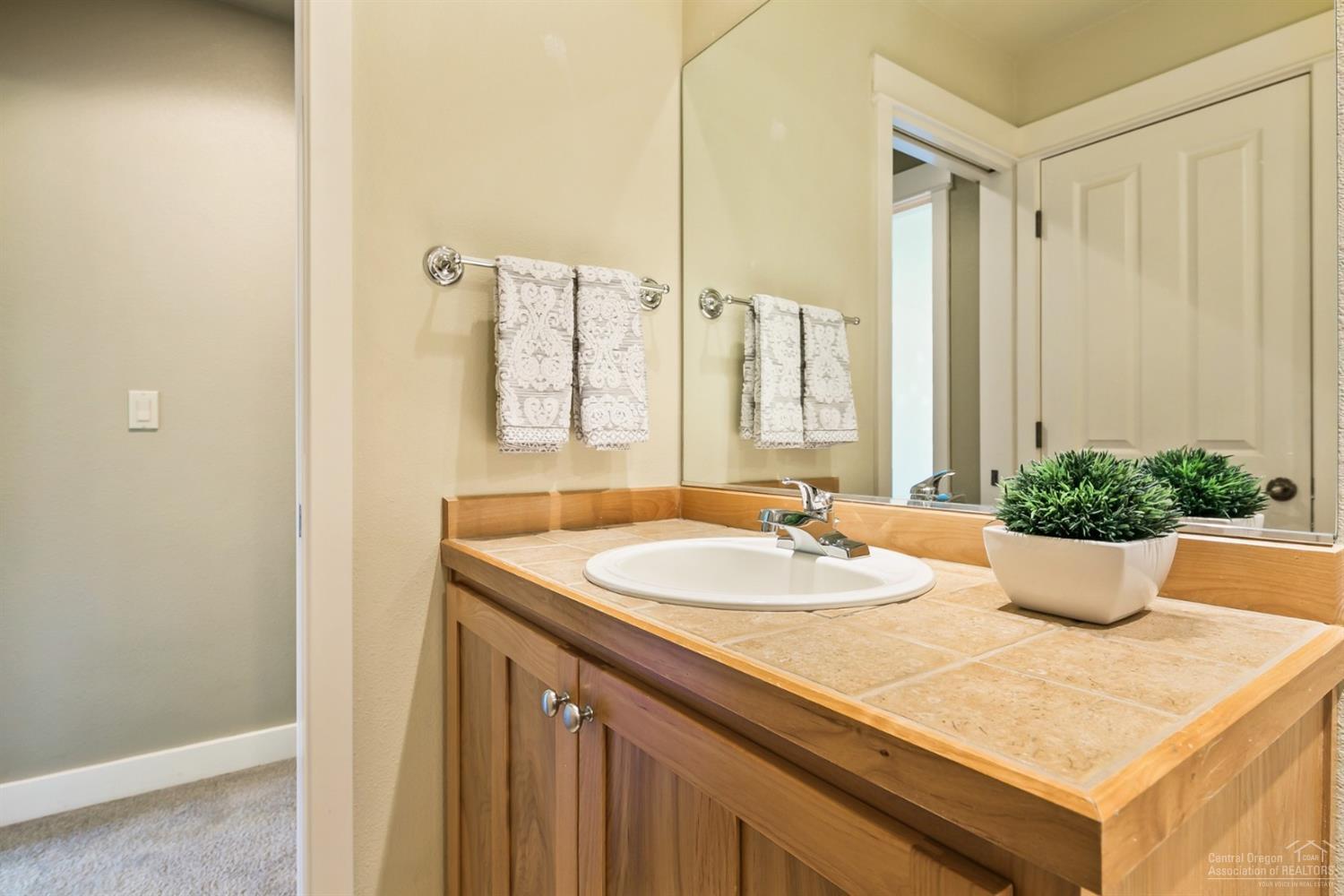 Skyliner Summit - Residential