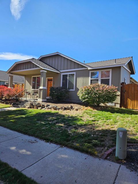 1297 NE 3rd Street Redmond OR 97756