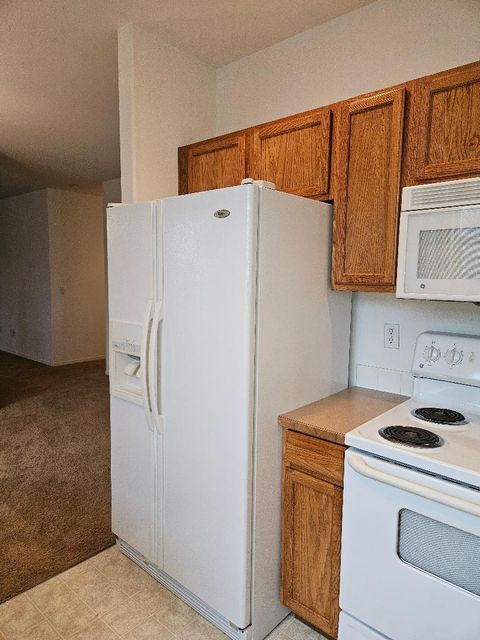 Tiny photo for 1297 NE 3rd Street, Redmond, OR 97756 (MLS # 220210741)