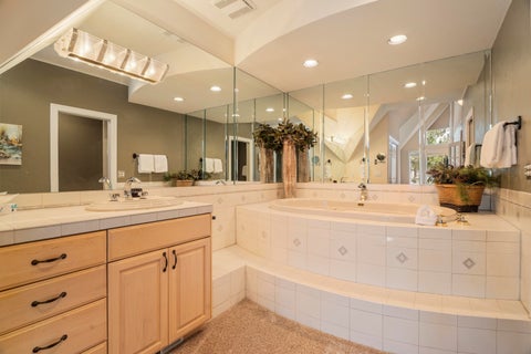 Tiny photo for 57062 Peppermill Circle #30-C, Sunriver, OR 97707 (MLS # 220223680)