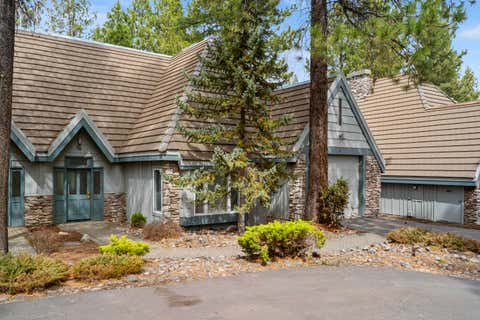 Tiny photo for 57062 Peppermill Circle #30-C, Sunriver, OR 97707 (MLS # 220223680)