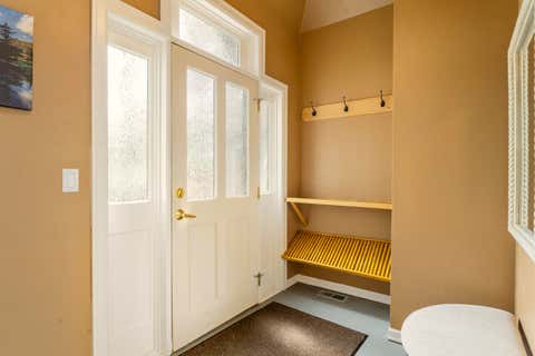 Tiny photo for 57062 Peppermill Circle #30-C, Sunriver, OR 97707 (MLS # 220223680)
