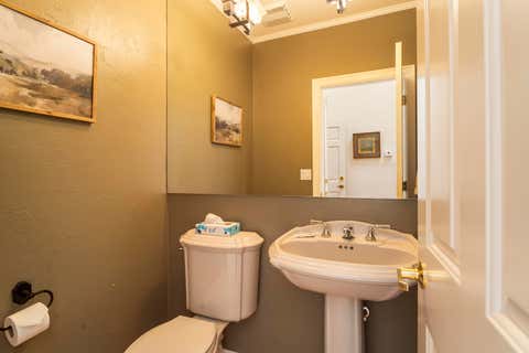Tiny photo for 57062 Peppermill Circle #30-C, Sunriver, OR 97707 (MLS # 220223680)
