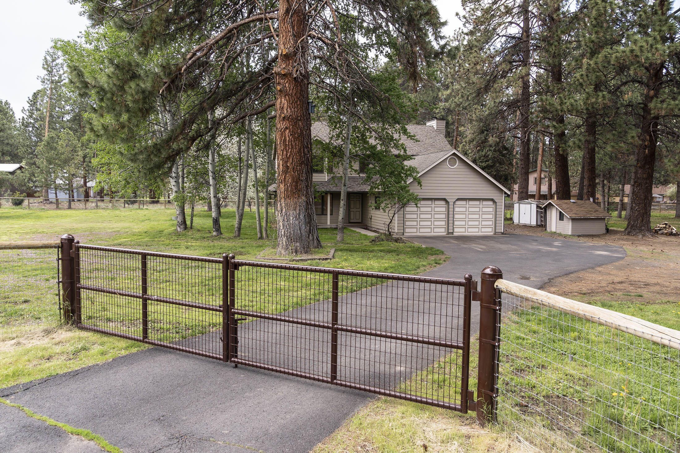 Woodside Ranch - Residential