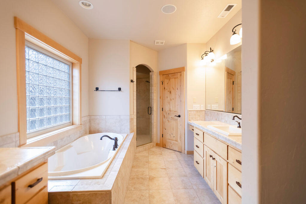 River Rim - Residential