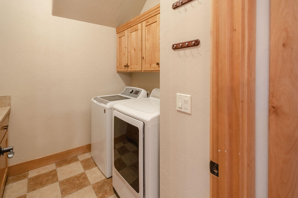 River Rim - Residential