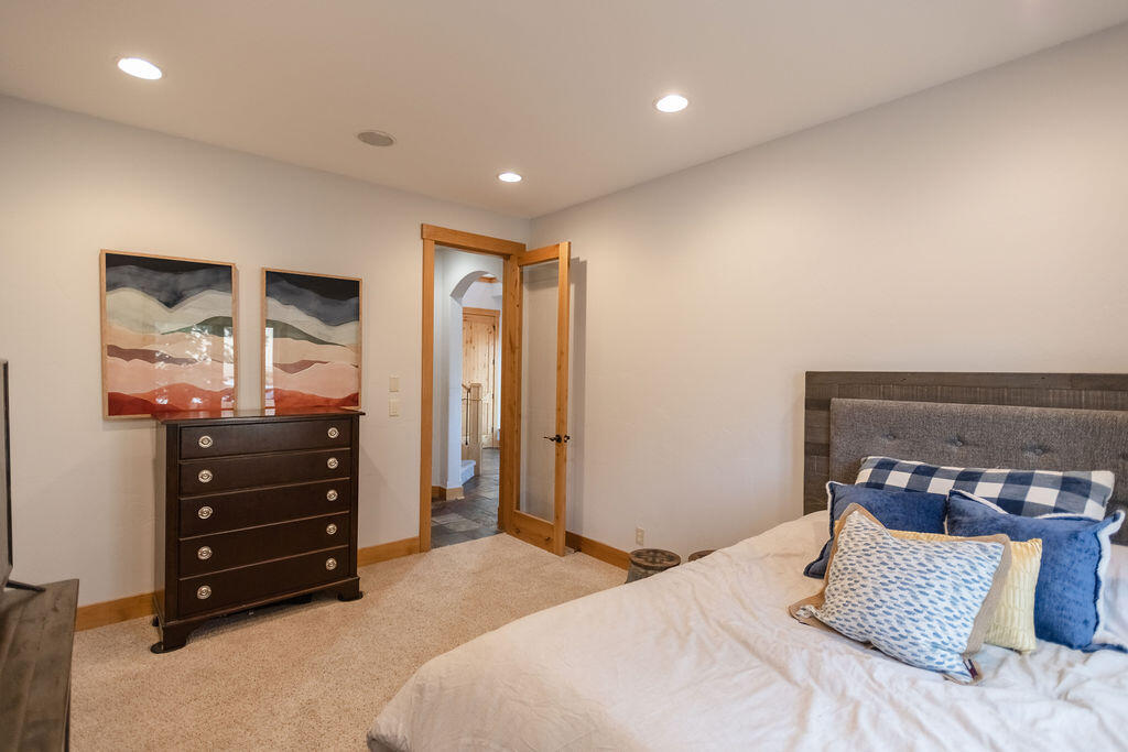 River Rim - Residential