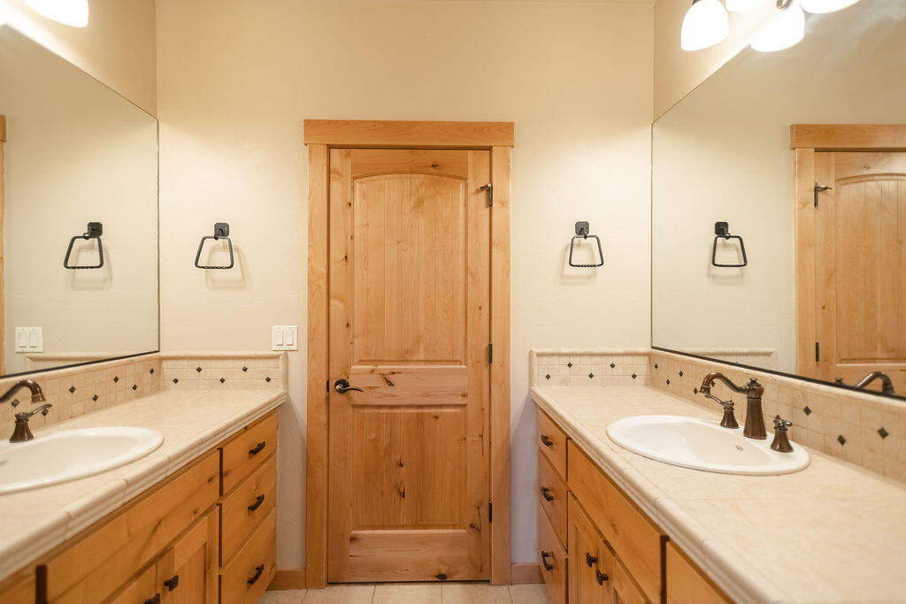 River Rim - Residential