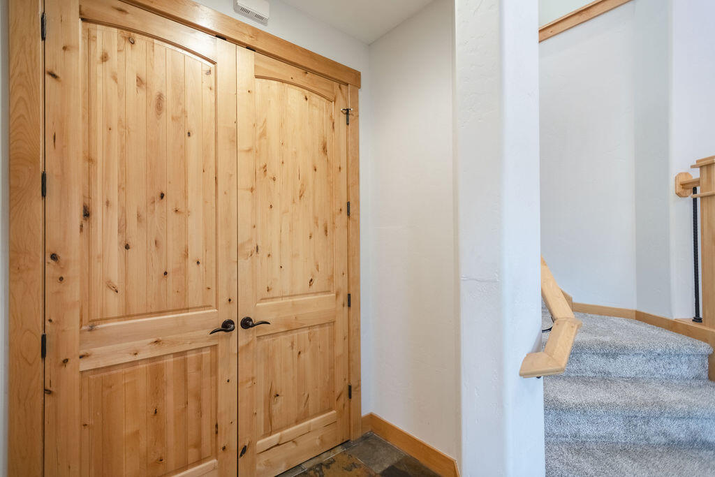 River Rim - Residential