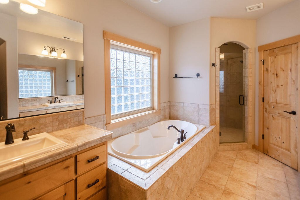 River Rim - Residential