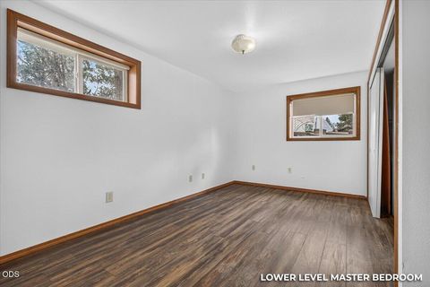 Tiny photo for 7065 Monte Vista Court, Eagle Point, OR 97524 (MLS # 220223829)
