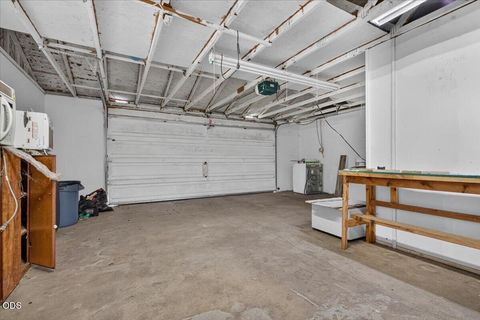 Tiny photo for 7065 Monte Vista Court, Eagle Point, OR 97524 (MLS # 220223829)
