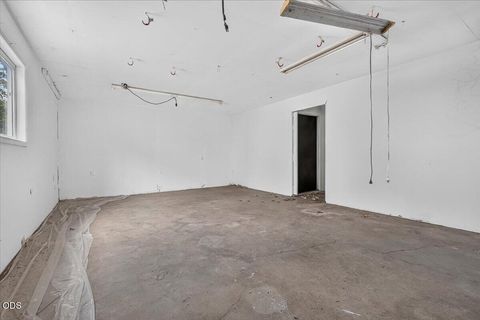 Tiny photo for 7065 Monte Vista Court, Eagle Point, OR 97524 (MLS # 220223829)